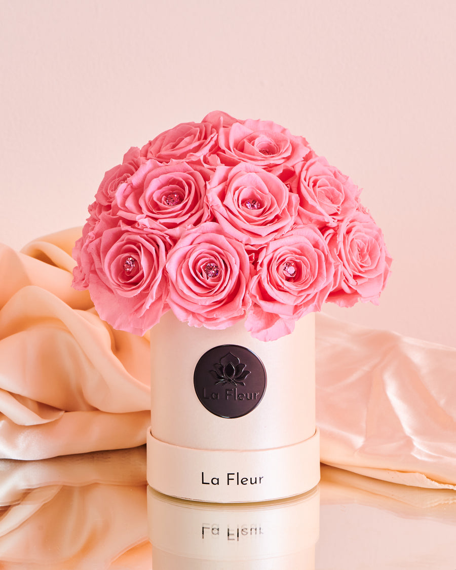 Radiance Petite Dome by La Fleur Lifetime Flowers