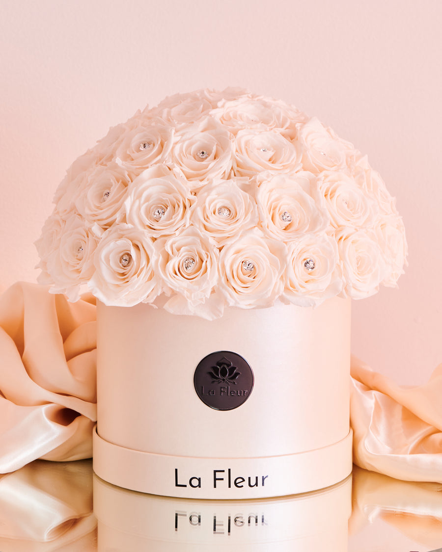 Radiance Dome by La Fleur Lifetime Flowers