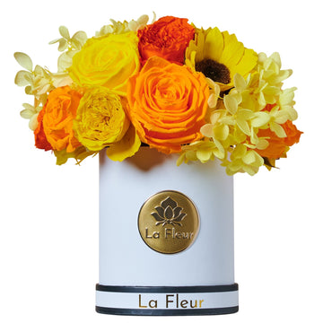 Jardin Super Petite Dome - Yellow by La Fleur Lifetime Flowers