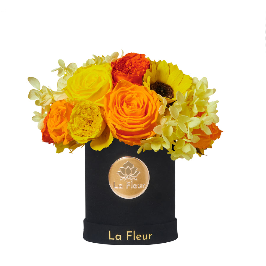 Jardin Super Petite Dome - Yellow by La Fleur Lifetime Flowers