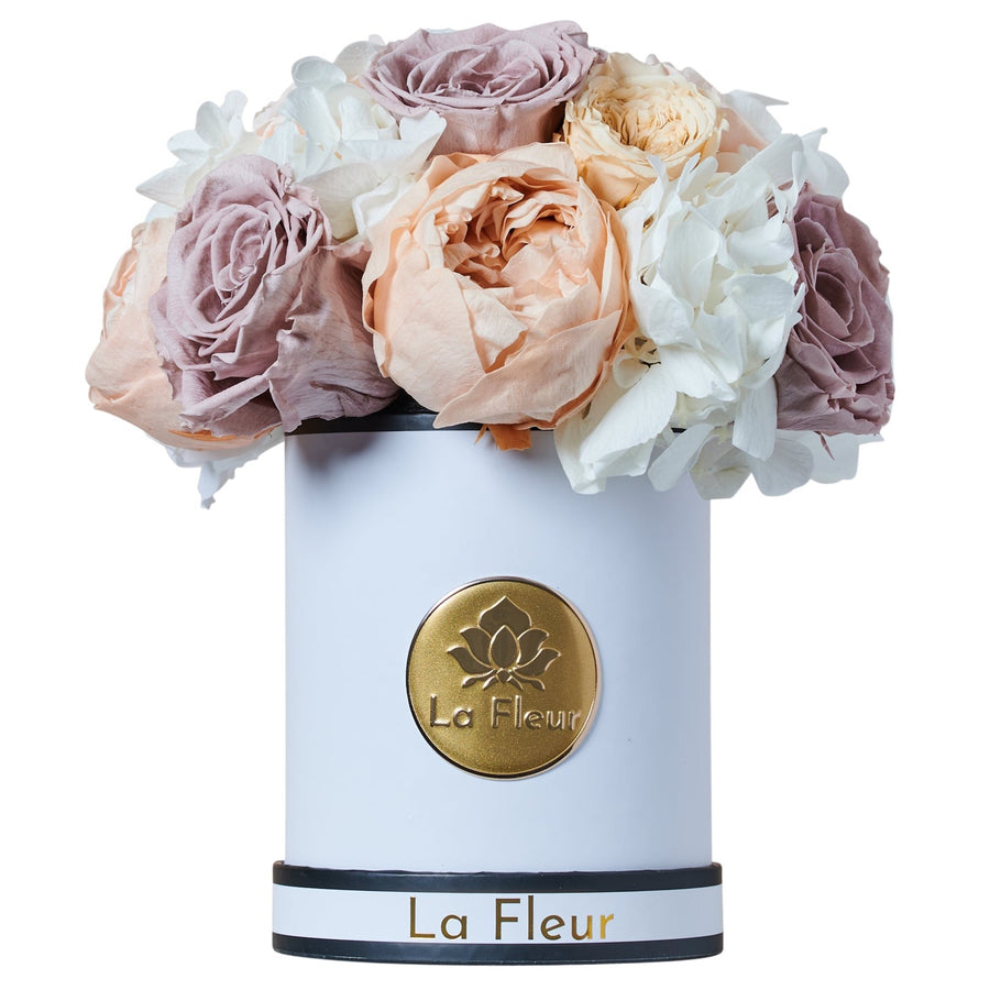 Jardin Super Petite Dome - Blush by La Fleur Lifetime Flowers