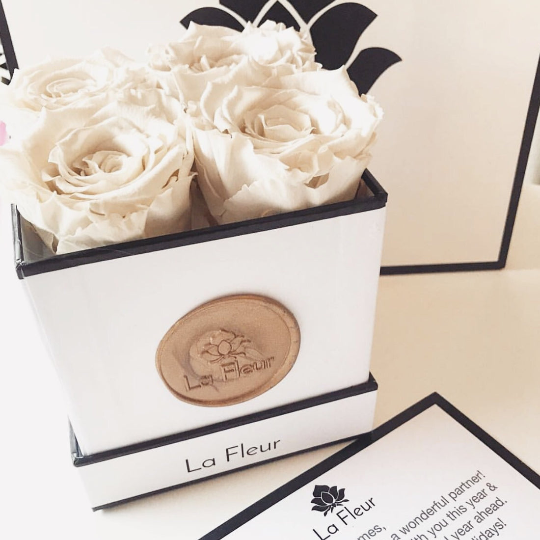 Super Petit - Lasts for Years - La Fleur Bouquets